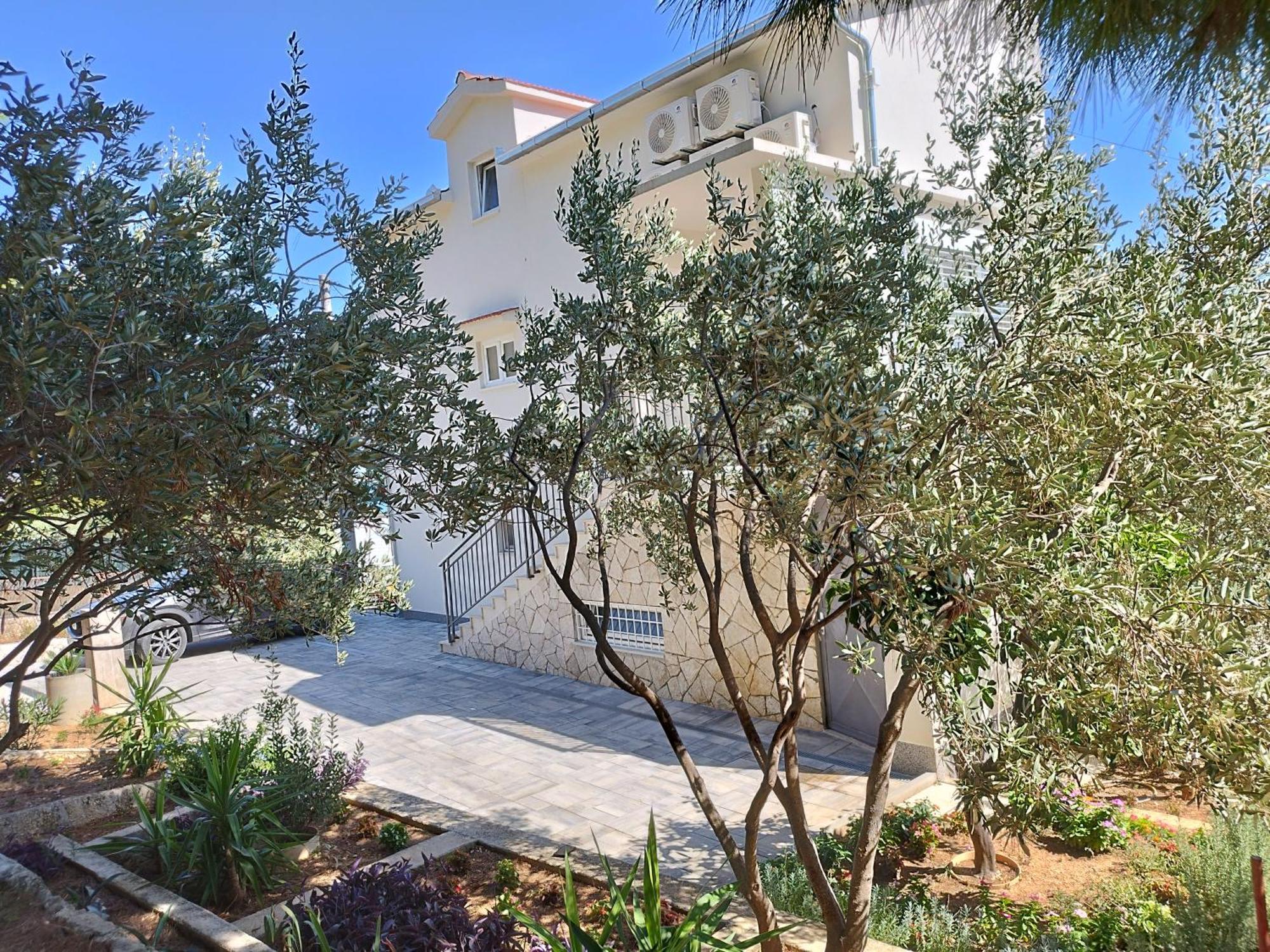 Domenico - 50 M From The Sea Apartment Seget Donji Luaran gambar
